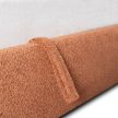 Posteľ 160x200 cm s úložným priestorom v červenohnedej farbe s bouclé čalúnením – ROSSO